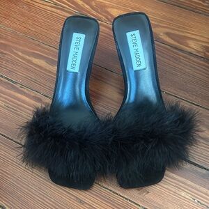 Steve Madden feather heels